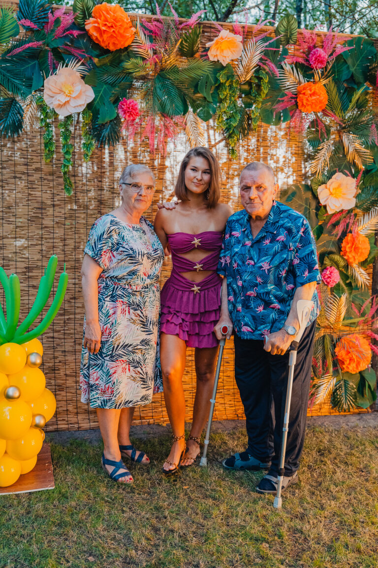 18nastka Klaudii-345