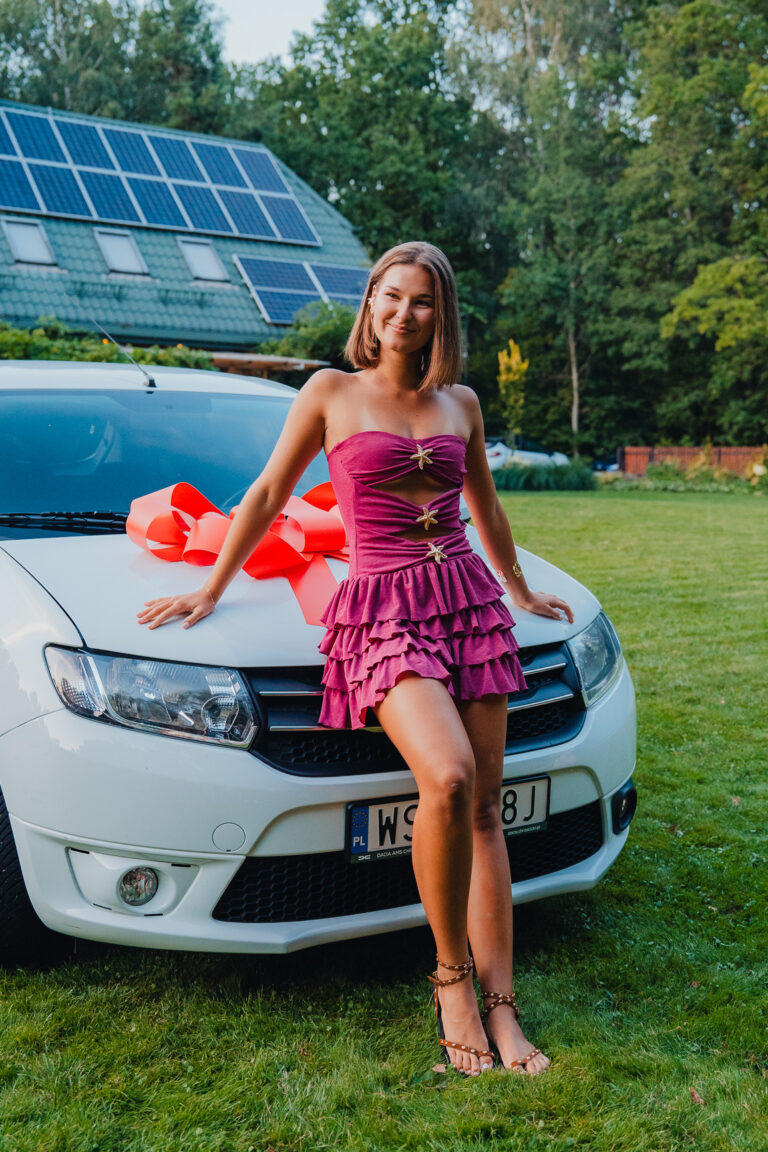 18nastka Klaudii-403