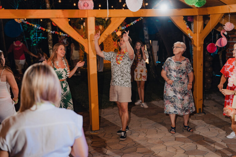 18nastka Klaudii-515