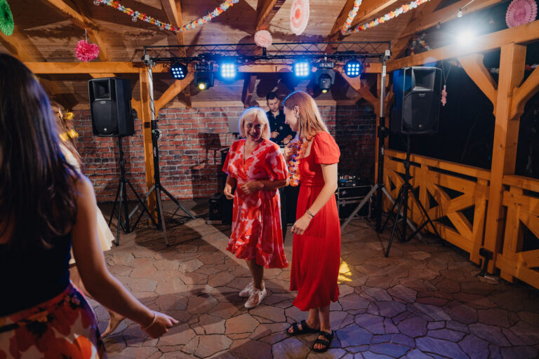 18nastka Klaudii-522