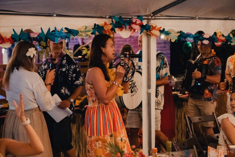 18nastka Klaudii-543