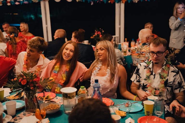 18nastka Klaudii-560