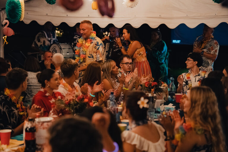 18nastka Klaudii-575