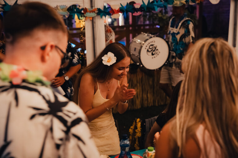 18nastka Klaudii-592