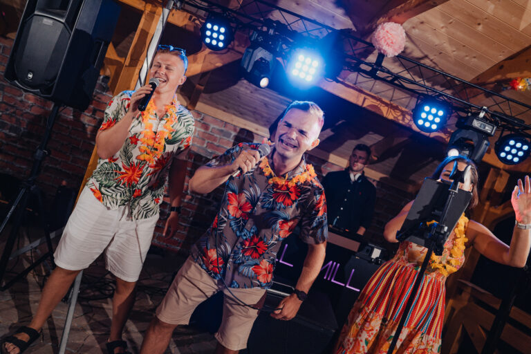 18nastka Klaudii-701