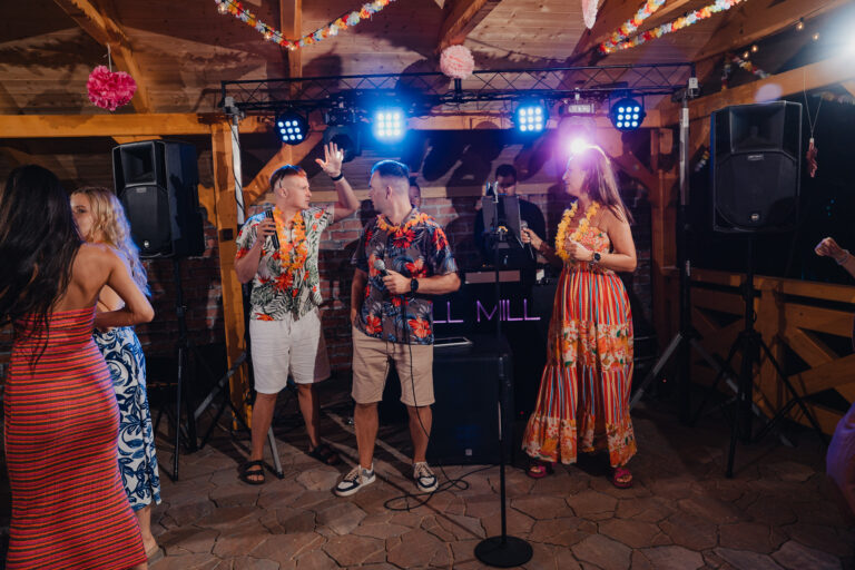 18nastka Klaudii-707