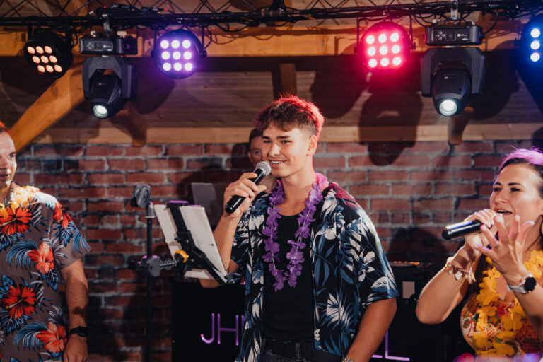 18nastka Klaudii-711