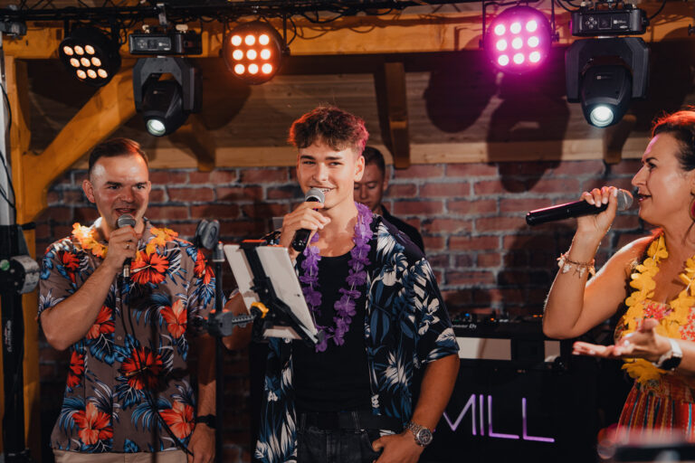 18nastka Klaudii-712