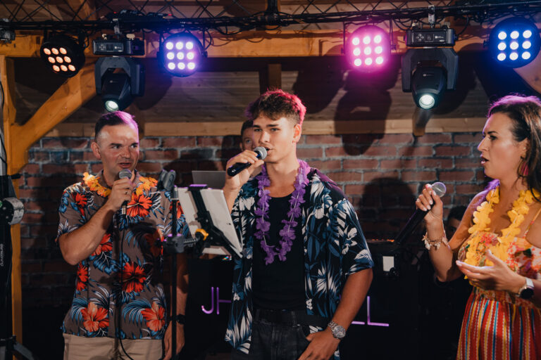 18nastka Klaudii-713