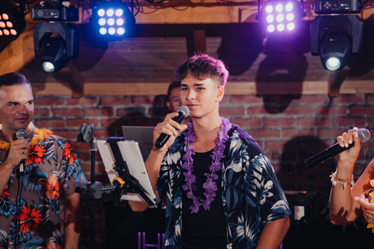 18nastka Klaudii-714