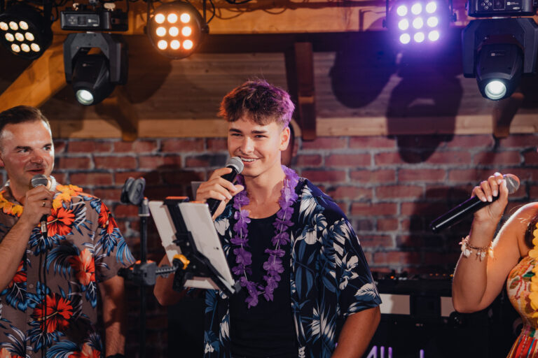 18nastka Klaudii-715