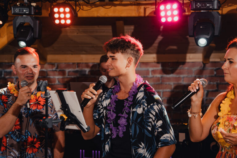 18nastka Klaudii-716