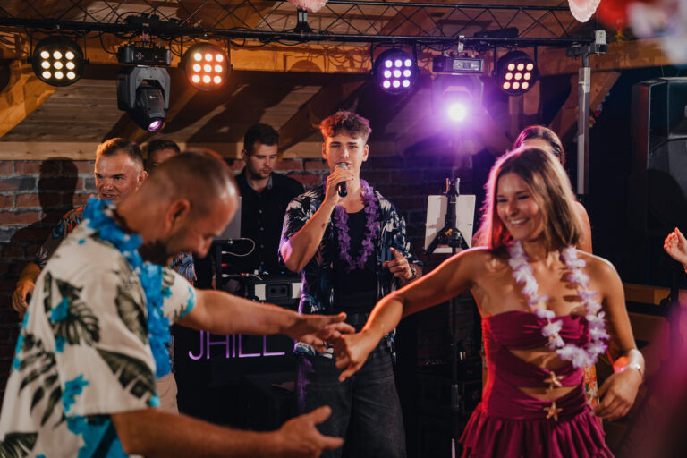 18nastka Klaudii-743