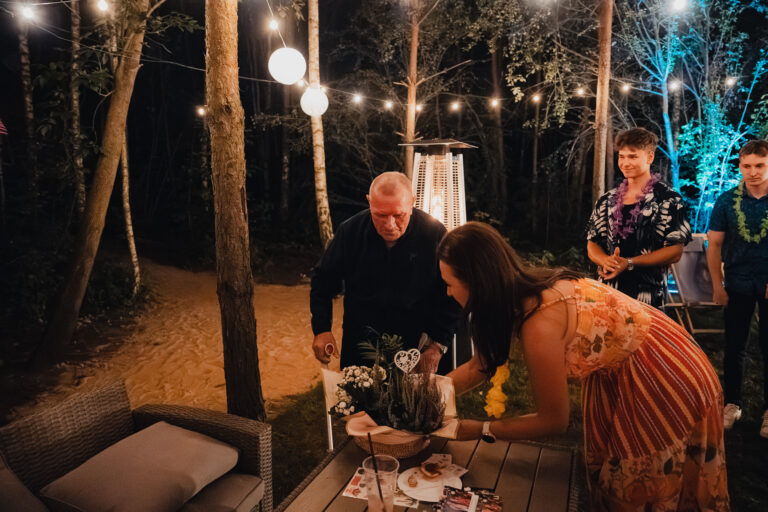 18nastka Klaudii-821