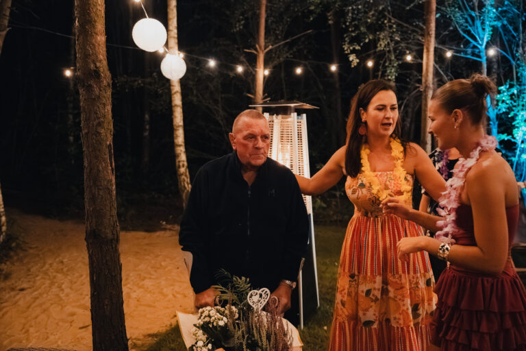 18nastka Klaudii-823