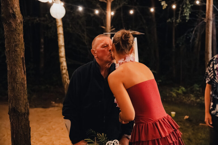 18nastka Klaudii-824