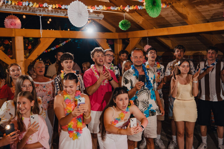 18nastka Klaudii-841