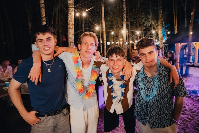 18nastka Klaudii-867