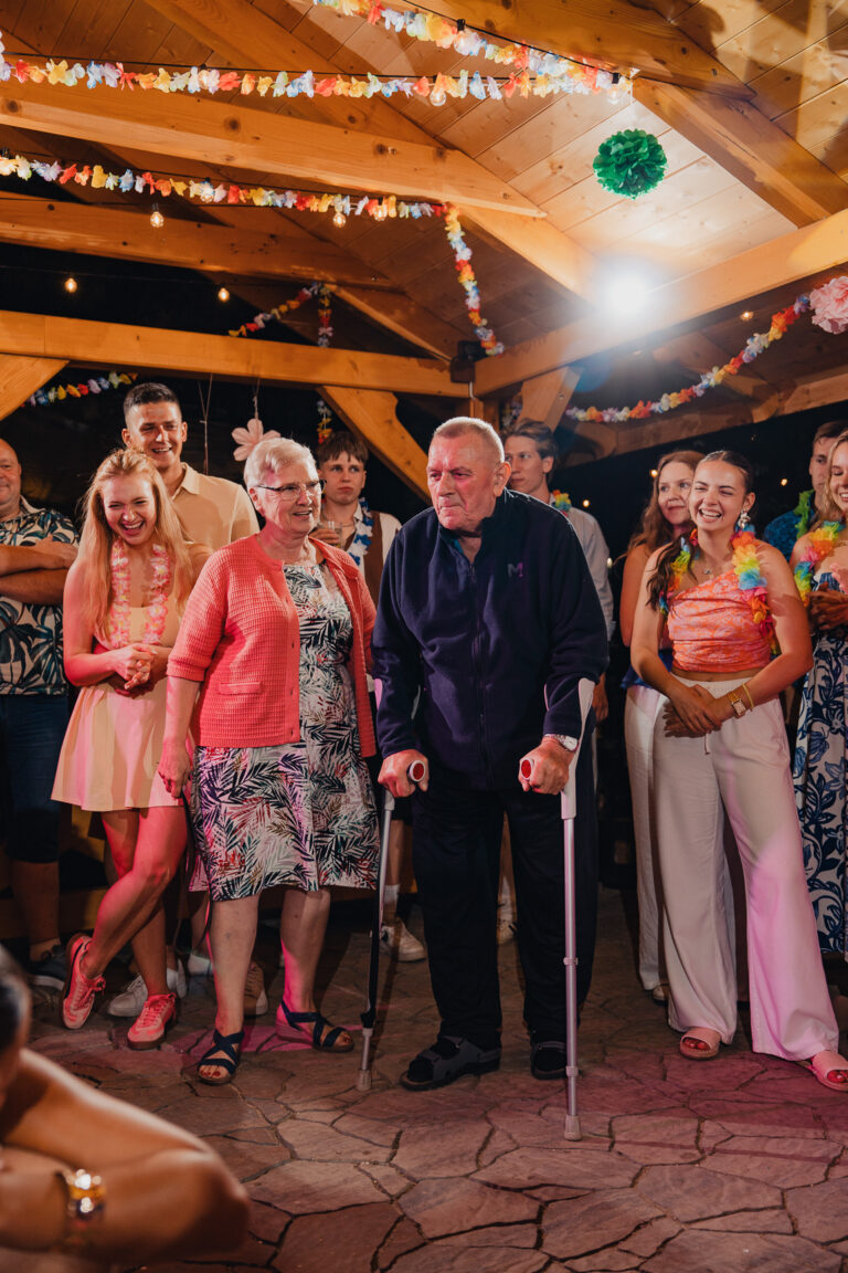 18nastka Klaudii-888