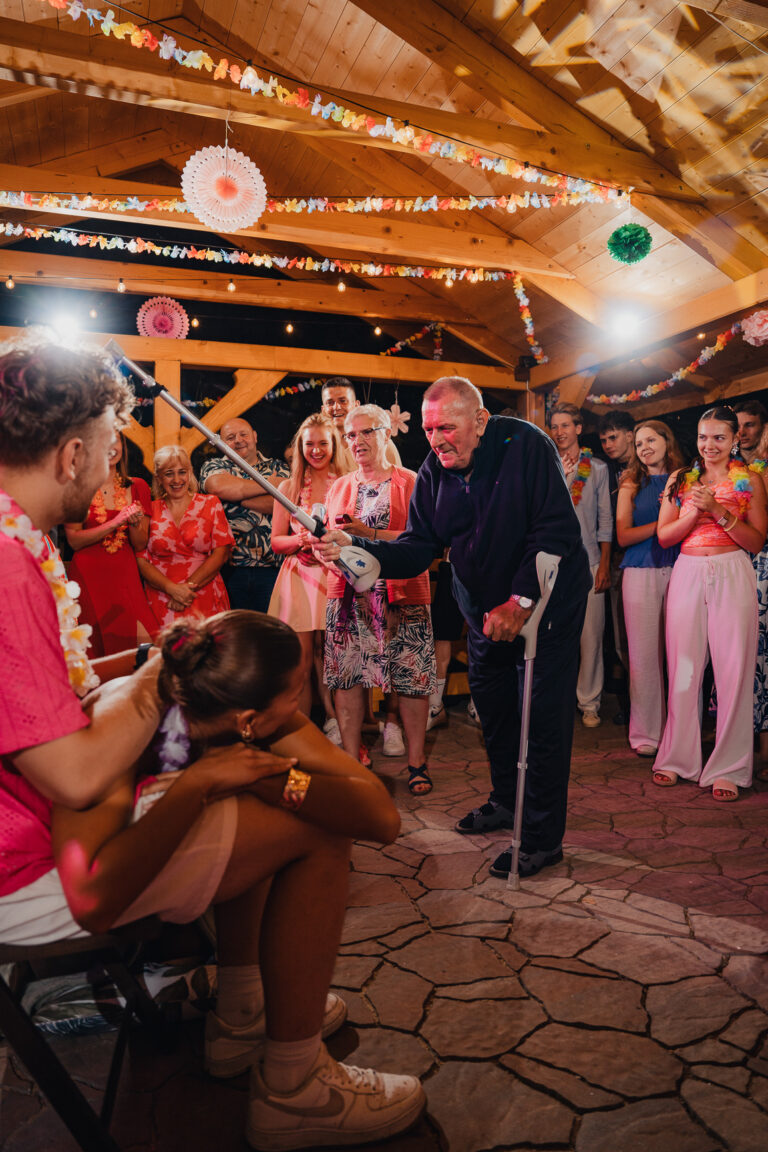 18nastka Klaudii-890