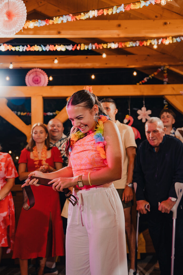 18nastka Klaudii-916