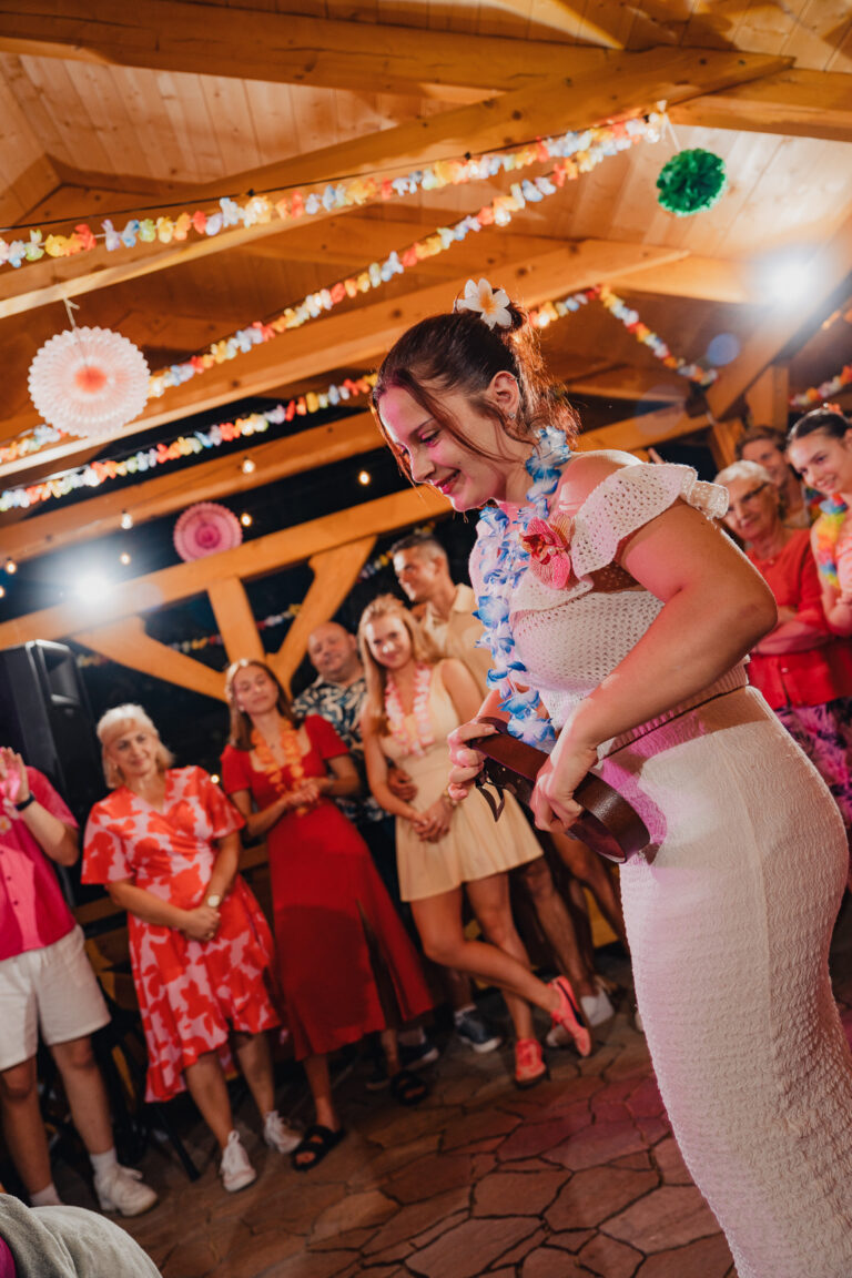 18nastka Klaudii-921