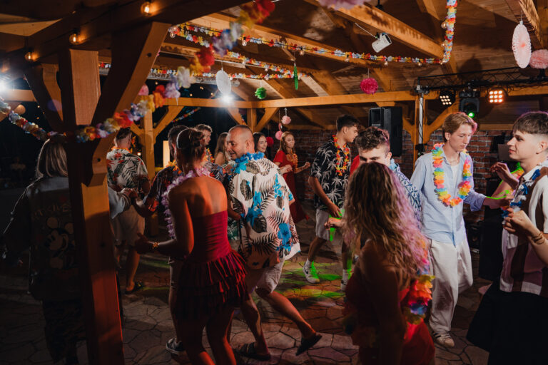 18nastka Klaudii-944