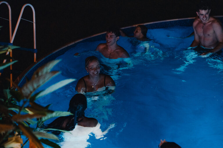 18nastka Klaudii-952