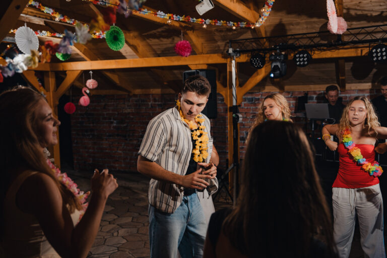 18nastka Klaudii-964