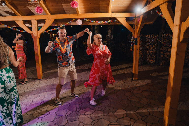 18nastka Klaudii-990