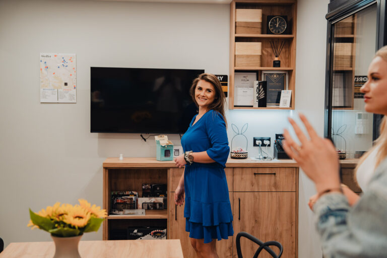 2025-09-13 – panienski rzymska chata-413