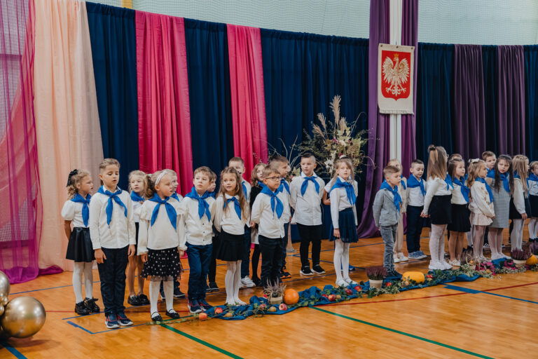 2025-10-17 pasowanie pierwszakow (1)