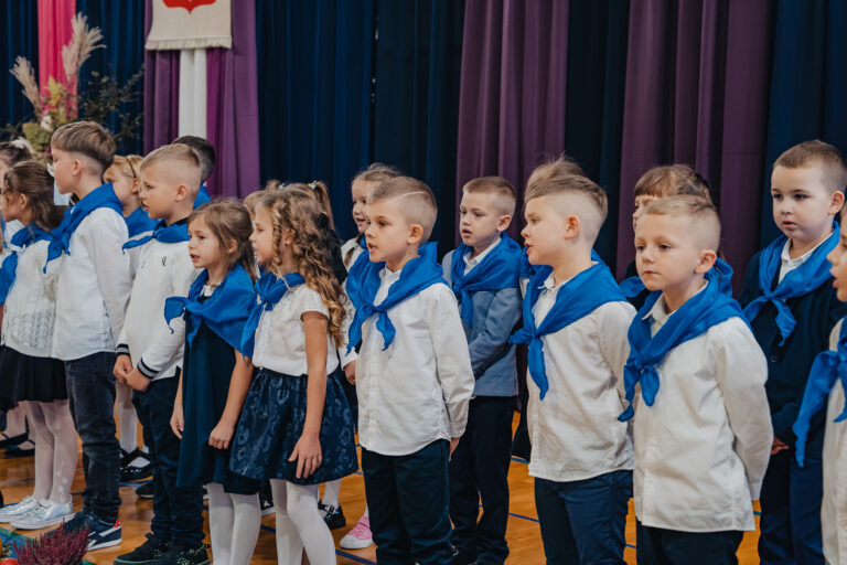 2025-10-17 pasowanie pierwszakow (102)