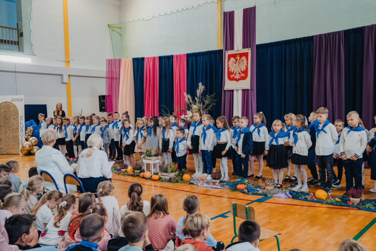 2025-10-17 pasowanie pierwszakow (109)
