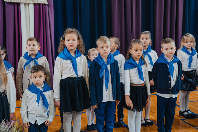 2025-10-17 pasowanie pierwszakow (11)