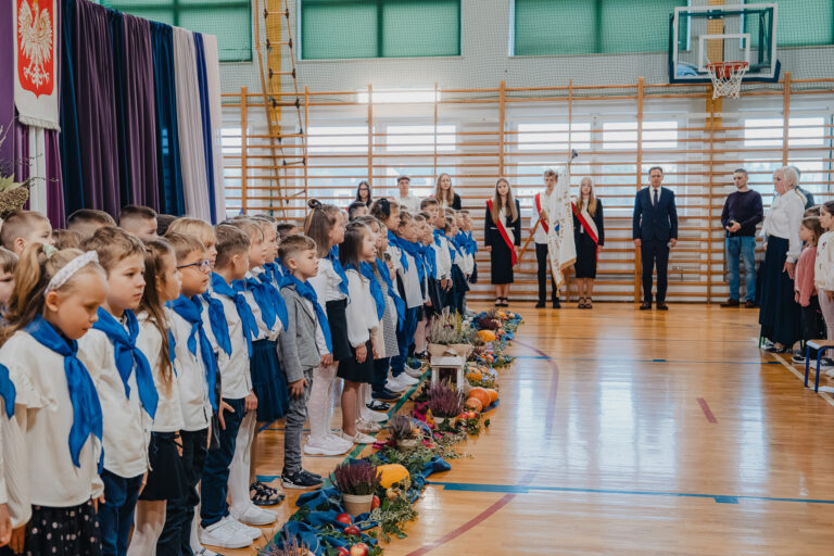 2025-10-17 pasowanie pierwszakow (116)