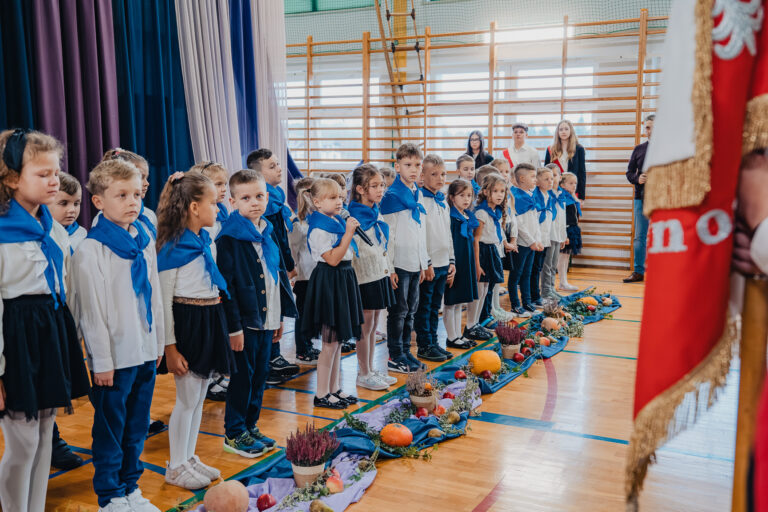 2025-10-17 pasowanie pierwszakow (118)