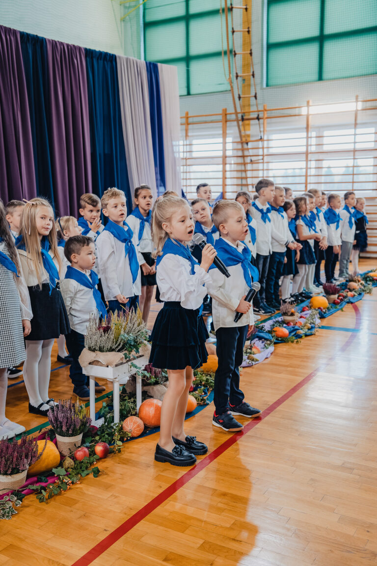 2025-10-17 pasowanie pierwszakow (126)