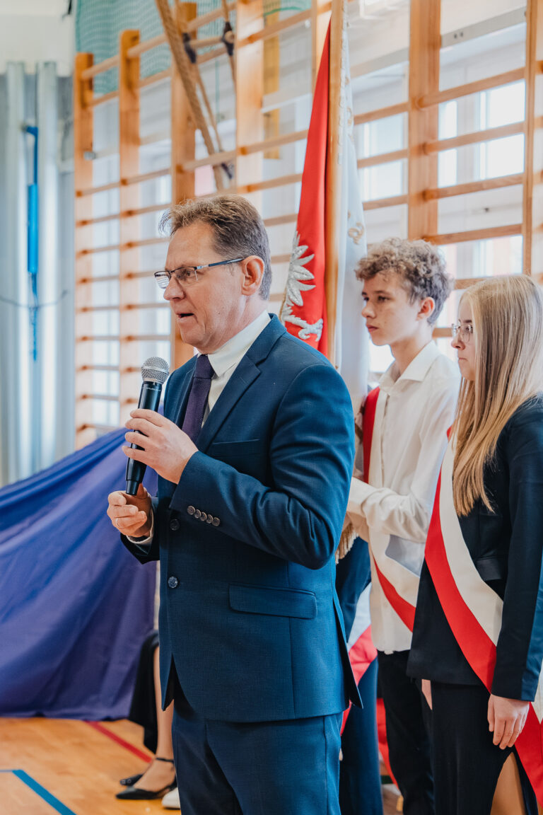 2025-10-17 pasowanie pierwszakow (135)