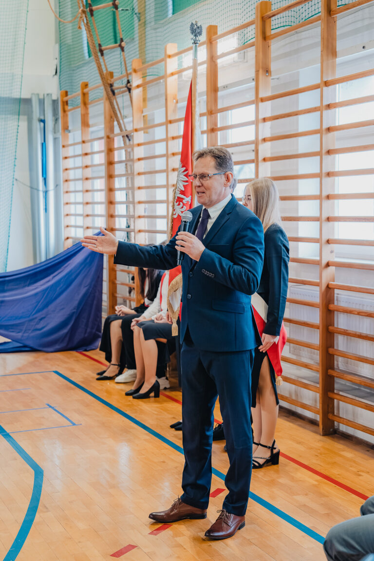 2025-10-17 pasowanie pierwszakow (136)