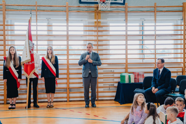 2025-10-17 pasowanie pierwszakow (143)