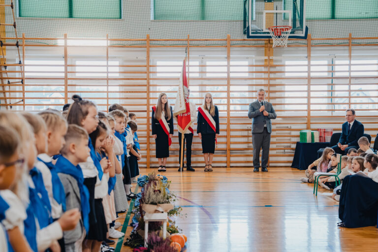 2025-10-17 pasowanie pierwszakow (144)