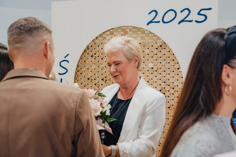 2025-10-17 pasowanie pierwszakow (160)