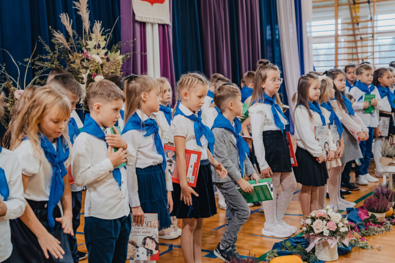 2025-10-17 pasowanie pierwszakow (164)