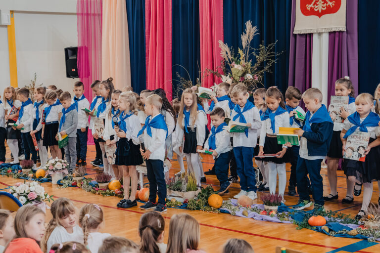 2025-10-17 pasowanie pierwszakow (169)