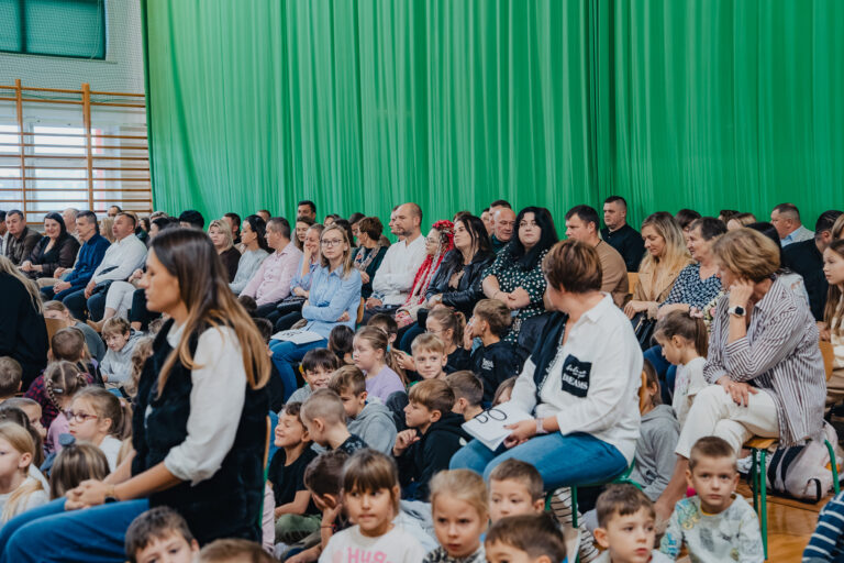 2025-10-17 pasowanie pierwszakow (17)