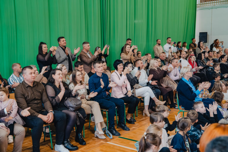 2025-10-17 pasowanie pierwszakow (171)