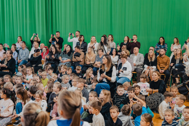 2025-10-17 pasowanie pierwszakow (175)