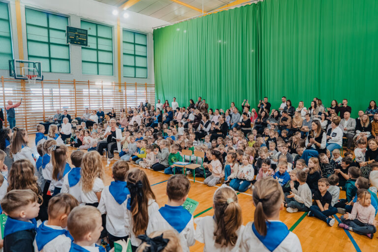 2025-10-17 pasowanie pierwszakow (176)