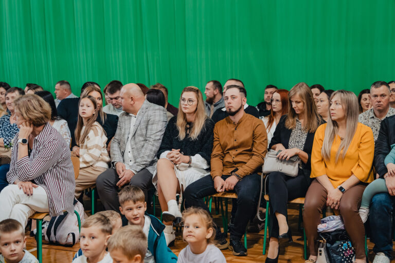 2025-10-17 pasowanie pierwszakow (18)